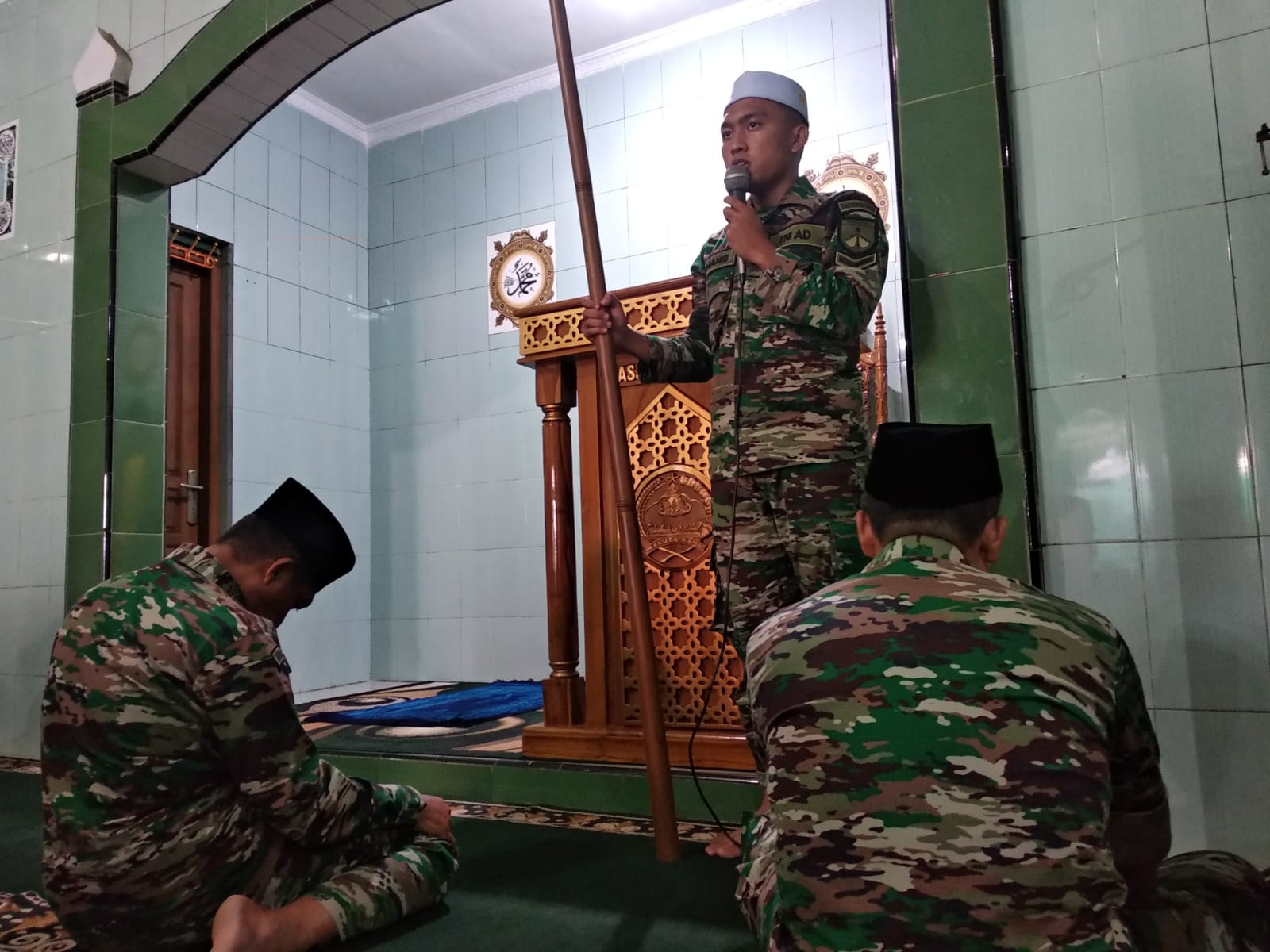 Memelihara Iman dan Taqwa, Prajurit Korem 073/Makutarama Ibadah Sholat Jumat